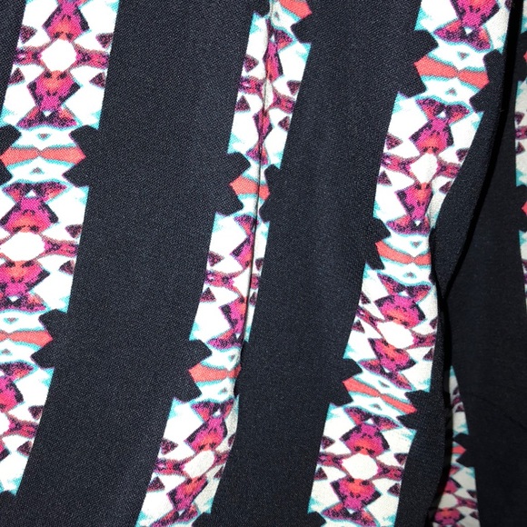 Patterned romper - Picture 3 of 3